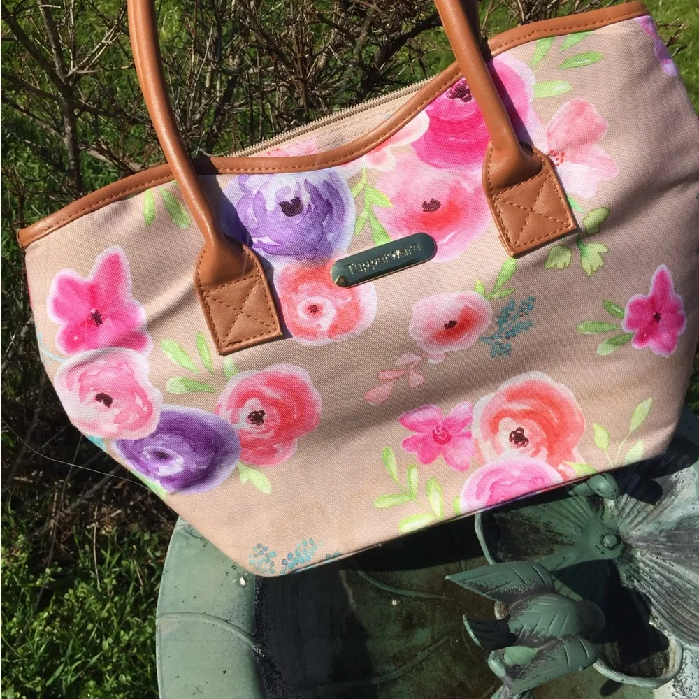 Canvas bag in fresh spring floral print - Picture 3 of 7